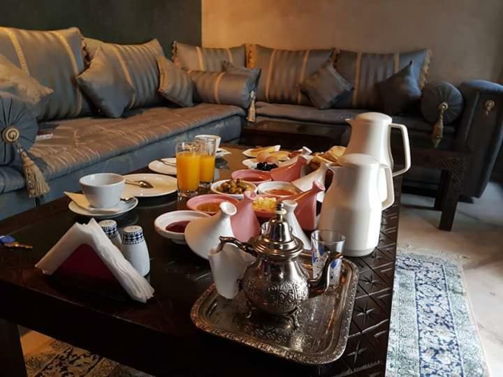 Hostel Beautiful Dreams Marrakesh Buitenkant foto